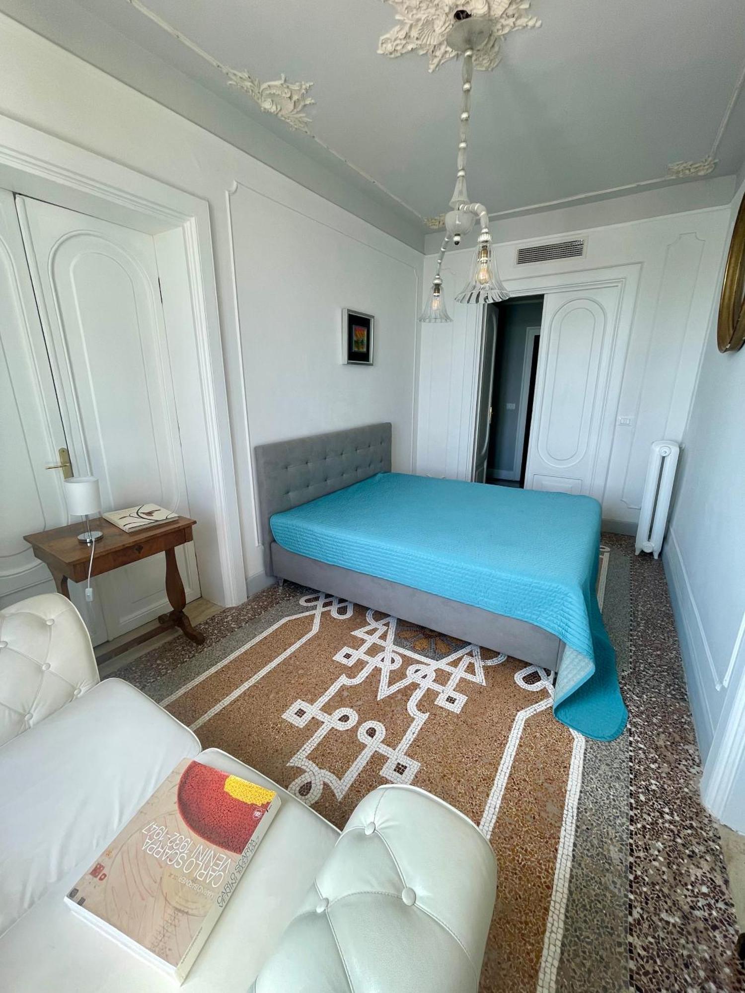 Апартаменты The B Collection - San Marco Riva Schiavoni Венеция Экстерьер фото
