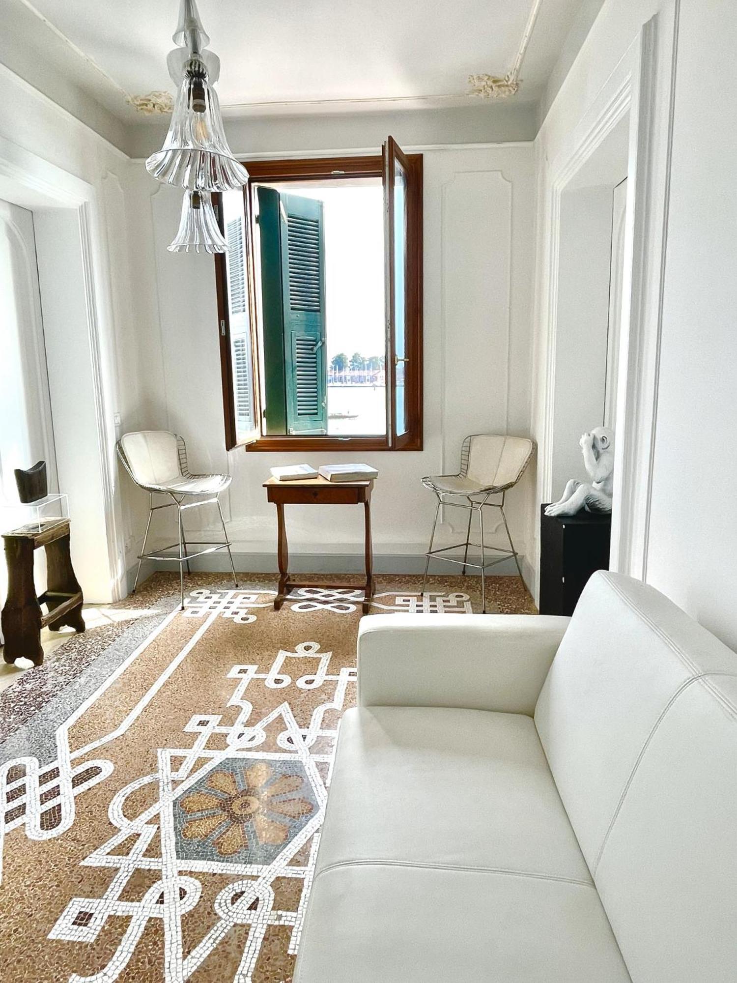 Апартаменты The B Collection - San Marco Riva Schiavoni Венеция Экстерьер фото