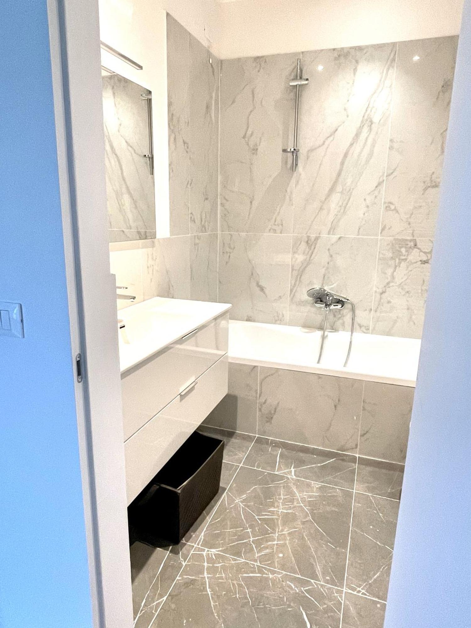 Апартаменты The B Collection - San Marco Riva Schiavoni Венеция Экстерьер фото
