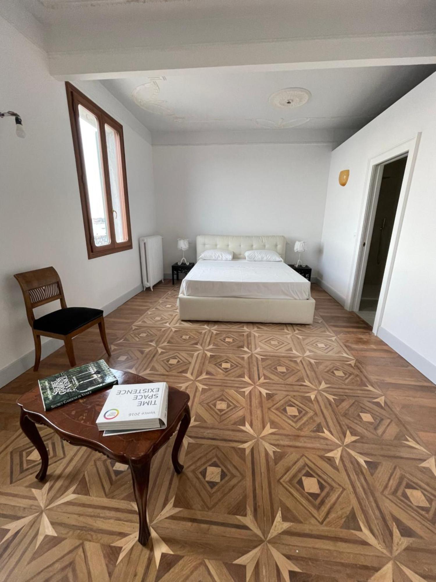 Апартаменты The B Collection - San Marco Riva Schiavoni Венеция Экстерьер фото